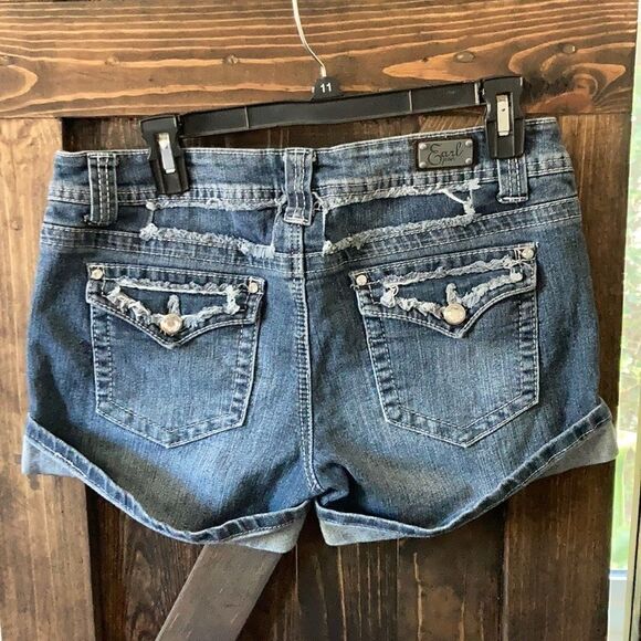 Earl Jean Blue  Distressed Jean shorts sz-11 - Picture 4 of 6